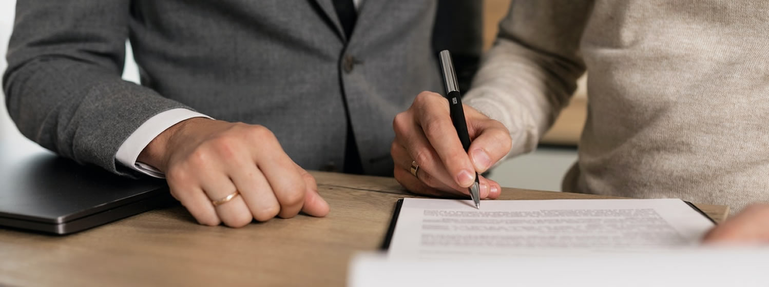 imagen de: Firma de un documento